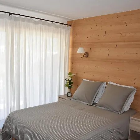 Chaleureux Pmr Avec Terrasse Sud, Parking, Pres De Champagny-en-vanoise - Fr-1-464-80 拉普拉涅