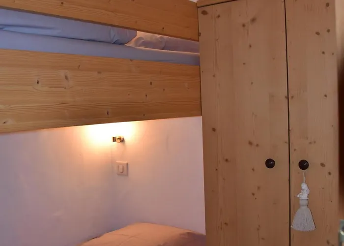 公寓 Chaleureux Pmr Avec Terrasse Sud, Parking, Pres De Champagny-en-vanoise - Fr-1-464-80 *