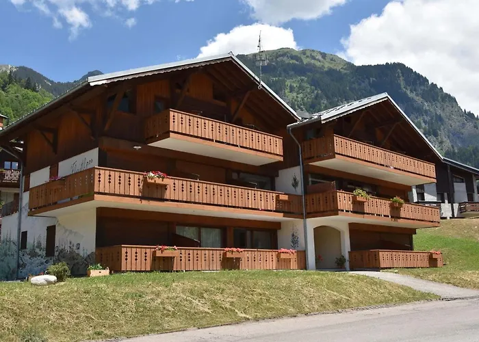 Chaleureux Pmr Avec Terrasse Sud, Parking, Pres De Champagny-en-vanoise - Fr-1-464-80 *