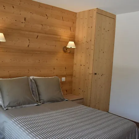 Apartment Chaleureux Pmr Avec Terrasse Sud, Parking, Pres De Champagny-en-vanoise - Fr-1-464-80